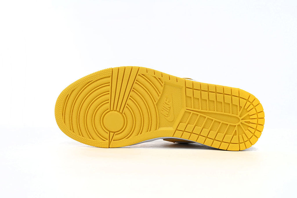 Nike Air Jordan 1 Retro Low Low-Top Sneakers
