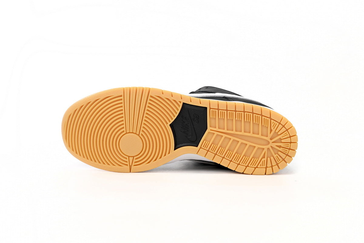 Nike SB Dunk Low – Classic Streetwear Sneakers (EU 36–45)