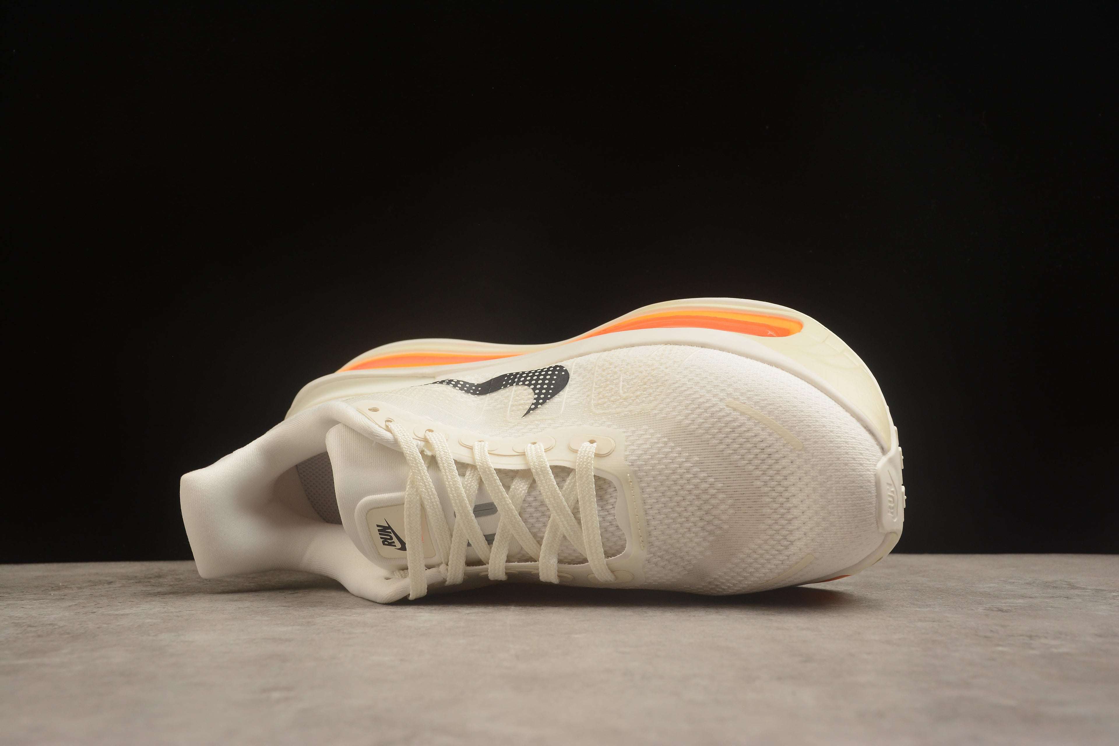 Nike Vomero 18 Running Shoes | Premium Cushioning | EU 36-45