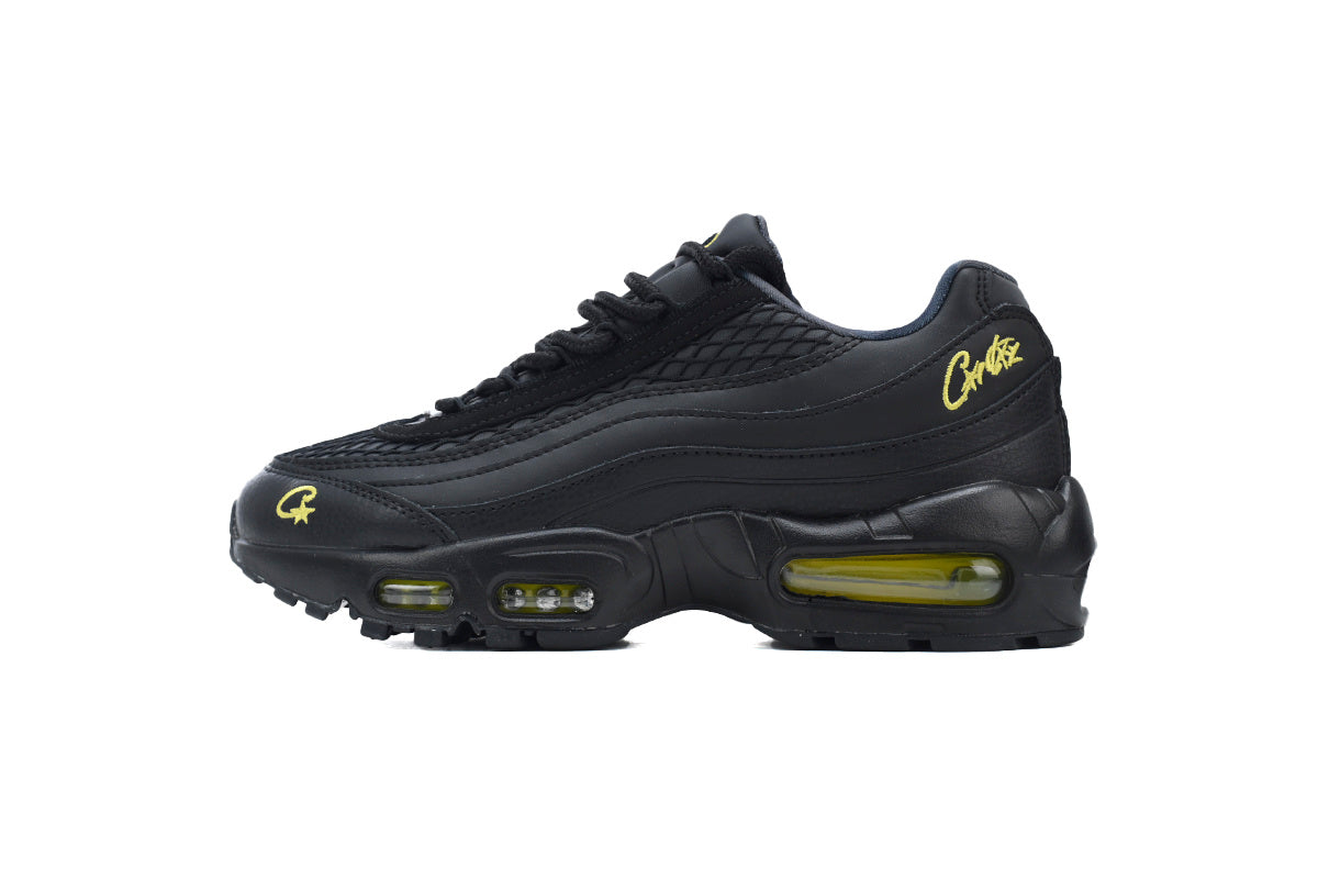 Nike Air Max 95 – Classic Sneakers