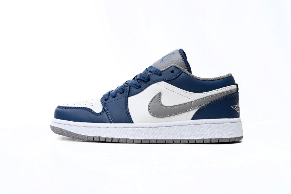 Nike Air Jordan 1 Retro Low Low-Top Sneakers