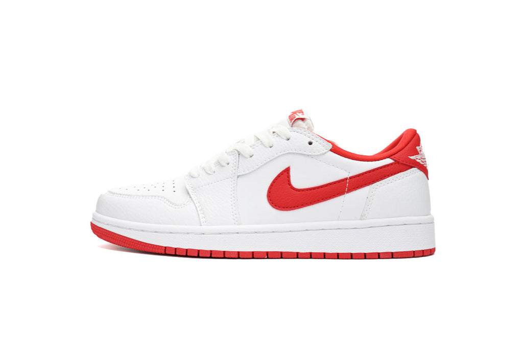 Nike Air Jordan 1 Retro Low Low-Top Sneakers