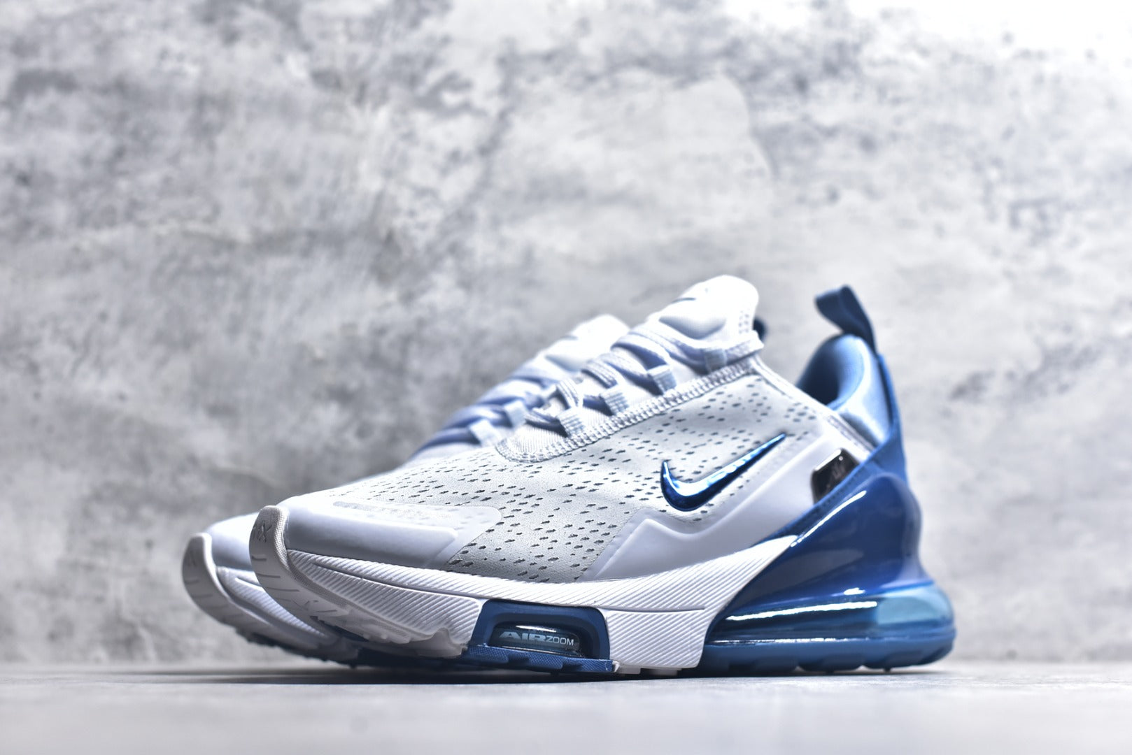 Nike Air Max 270 Sneakers | Iconic Air Cushioning | EU 36-45