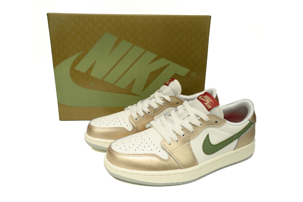 Nike Air Jordan 1 Retro Low Low-Top Sneakers