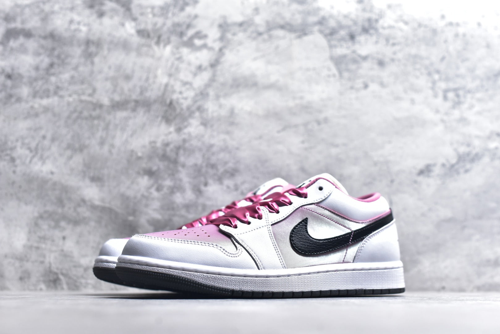 Air Jordan 1 Low AJ1 Sneakers | Men's & Women's