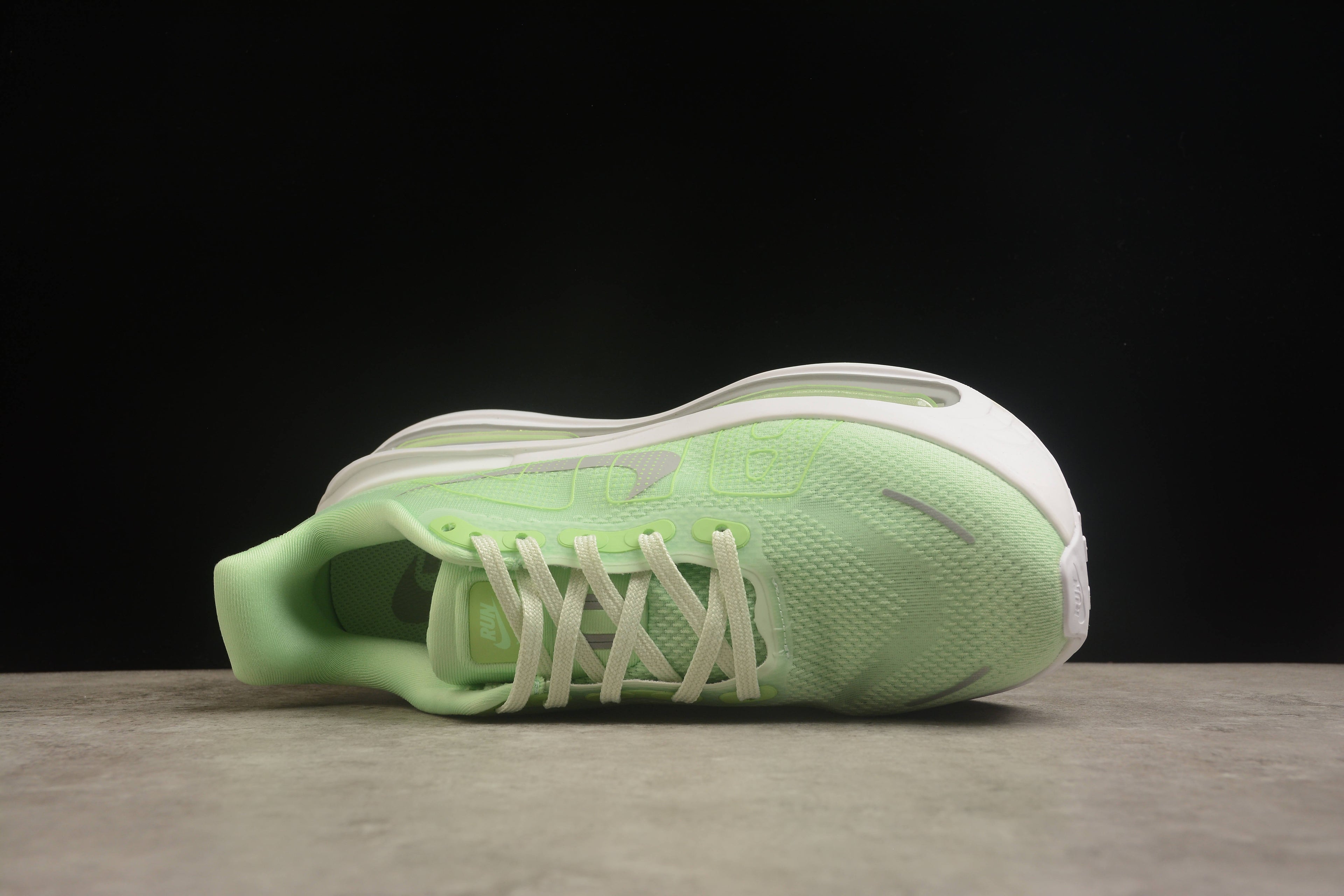 Nike Vomero 18 Running Shoes | Premium Cushioning | EU 36-45