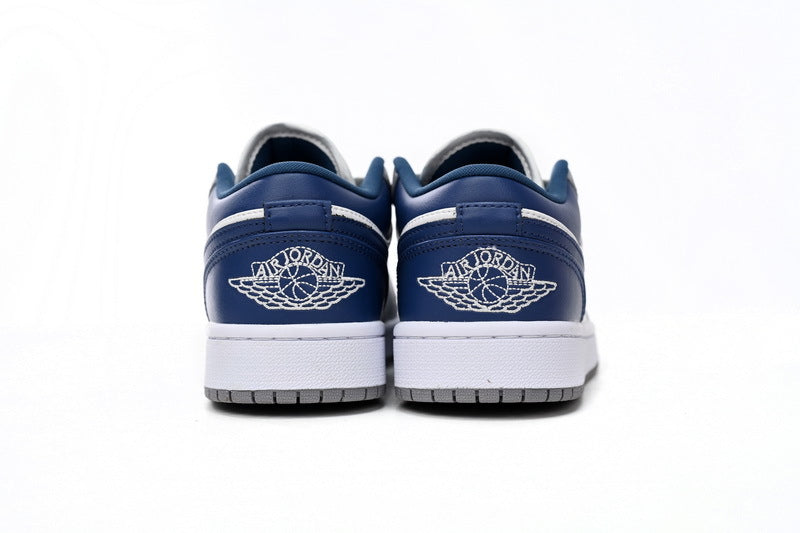 Nike Air Jordan 1 Retro Low Low-Top Sneakers