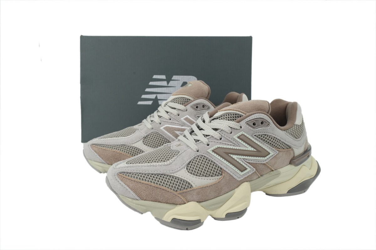 New Balance 9060 Sneakers