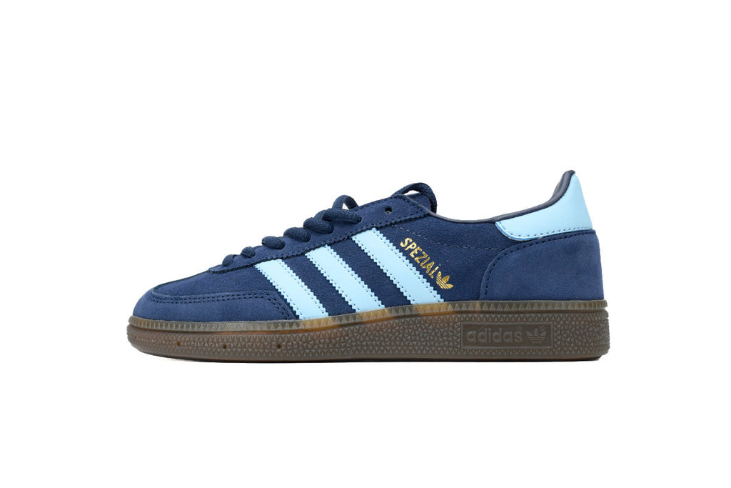 Adidas Samba OG – Retro German-Inspired Sneakers